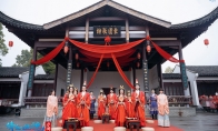 秦淮河畔见证良缘，倩女国风水上集体婚礼圆满举行！